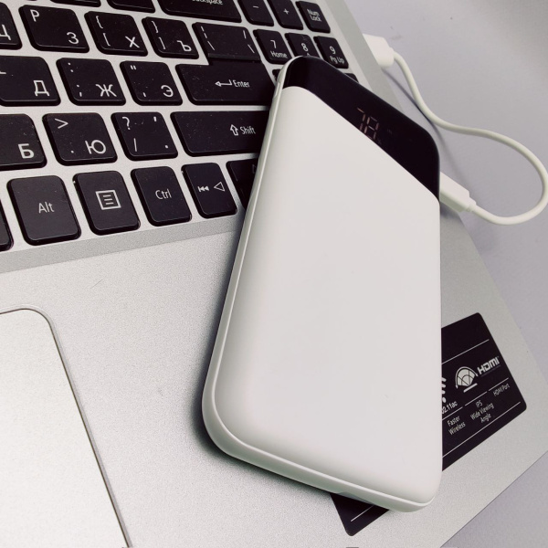 Портативное зарядное устройство Power Bank 10000 mAh Kinetic